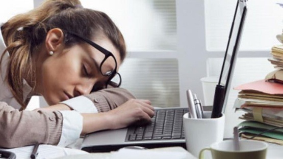 أطعمة تجنب تناولها أثناء العمل