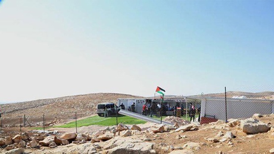 الاحتلال يخطر بهدم مدرسة شرق بيت لحم