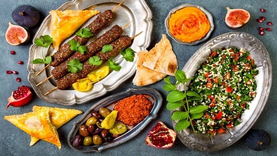 أطعمة توقف عن تناولها بعد سن الثلاثين