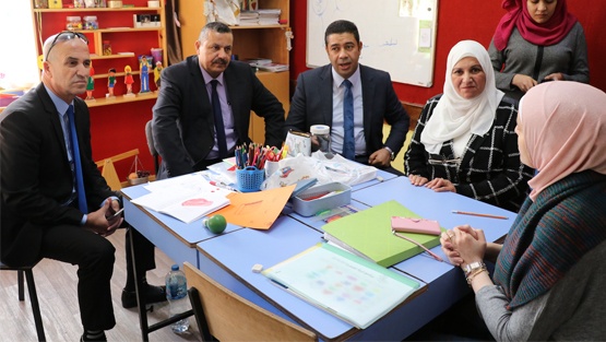 وفد مشترك من النبالي والفارس للعقارات والتربية والتعليم يزور مدرسة الفجر الجديد