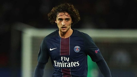 رابيو يفضل العملاق الكتالوني على 3 أندية أخرى