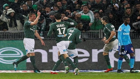 تأجيل ثلاث مباريات في الدوري الفرنسي بسبب المظاهرات