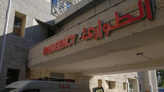 الخليل: وفاة طفلة على رقبتها آثار حبل