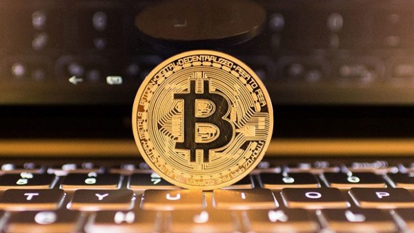 البتكوين وتذبذب سعرها