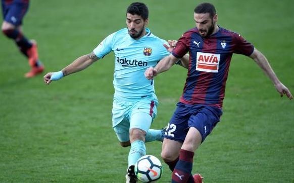برشلونة ينتصر على مضيفه إيبار
