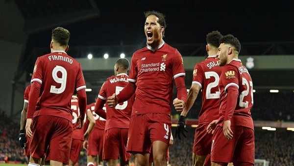 ليفربول يفتقد خدمات مدافعه للإصابة