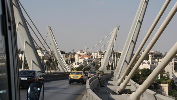 انتحار أردني من أعلى جسر عبدون