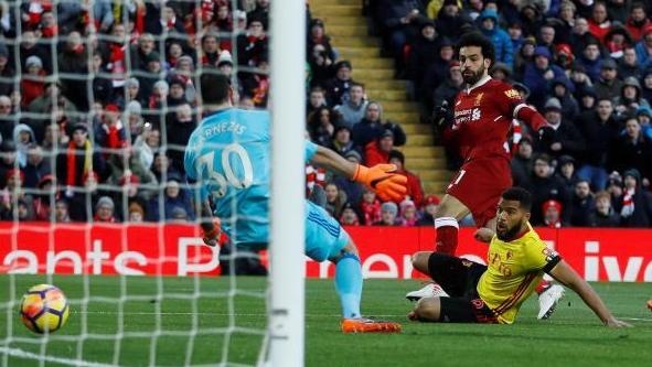 صلاح يقود ليفربول لفوز ساحق على واتفورد
