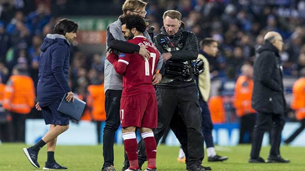 كلوب يدعم صلاح للفوز بجائزة أفضل لاعب بالبريميرليغ
