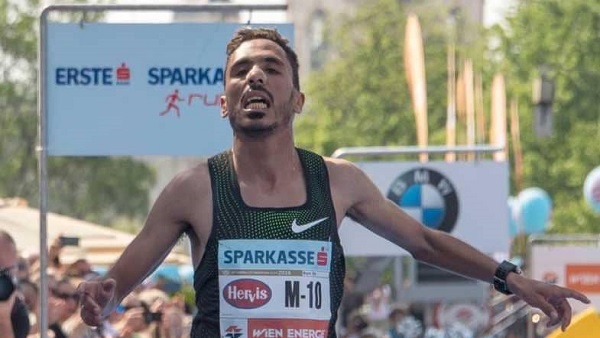 المغربي بو ناصر يتوج بلقب ماراثون فيينا