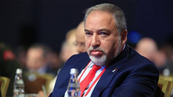 ليبرمان لـمصر: لا تسمحوا بإدخال جثمان البطش