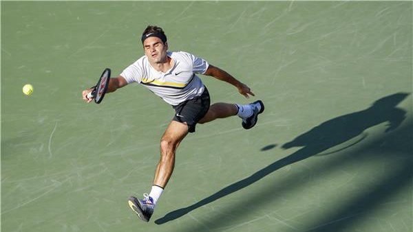 فيدرر يستعيد صدارة تصنيف التنس