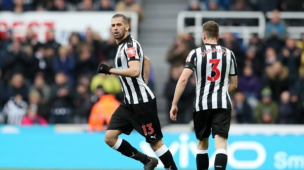 عقوبة تنهي موسم سليماني في الدوري الإنجليزي