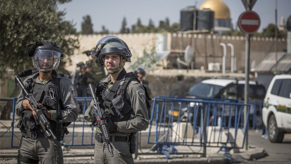 الاحتلال يضيق الخناق على أهالي القدس مع بدء رمضان