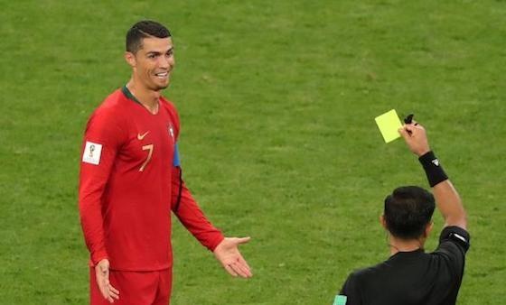مدرب إيران ينتقد حكم الفيديو المساعد