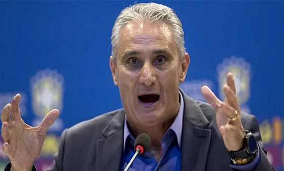 مدرب البرازيل غاضب من شائعات ريـال مدريد