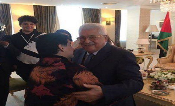 مارادونا خلال لقاء الرئيس عباس: أنا فلسطيني