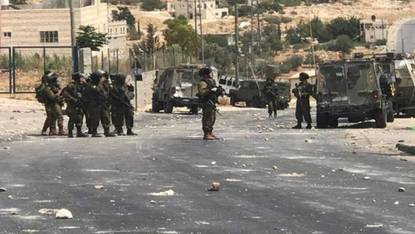 إصابة مجندة بمواجهات في مخيم دهيشة