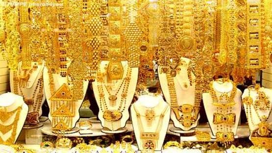 علاقة بين أسعار الذهب ووفيات الإناث
