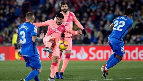 برشلونة يواصل انتصاراته ويبتعد بصدارة الليغا