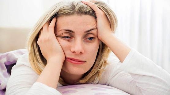 8 أسباب توقظك من نومك
