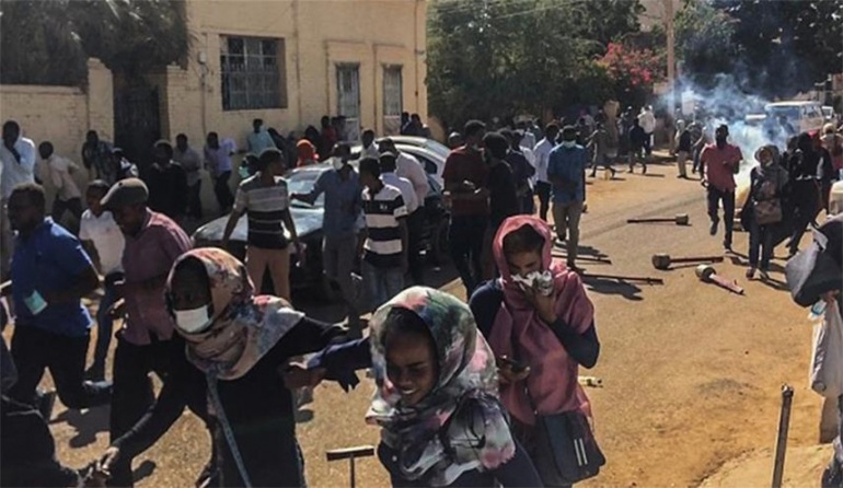 تجددت الاحتجاجات في 6 مدن سودانية