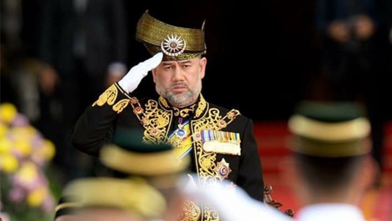 تنحي السلطان الماليزي محمد الخامس عن عرشه