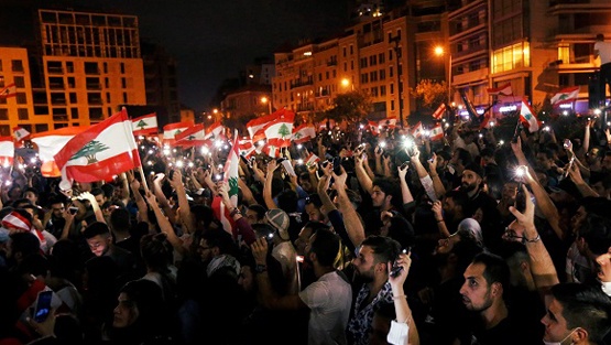 المتظاهرون يرفضون الإصلاحات ويواصلون الاحتجاج