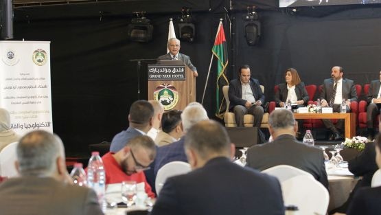 القدس المفتوحة تعقد يوم تكنولوجيا المعلومات والاتصالات الـ 13 بعنوان: التكنولوجيا والقانون