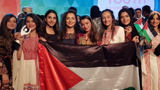 دار الطفل العربي أول مدرسة مقدسية تحصد جائزة أفضل شركة طلابية ريادية في العالم العربي