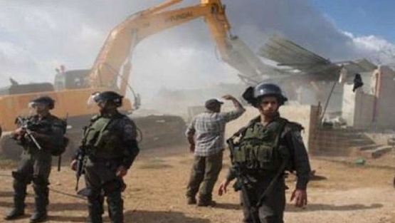 الاحتلال يهدم مقهى في بتير غرب بيت لحم