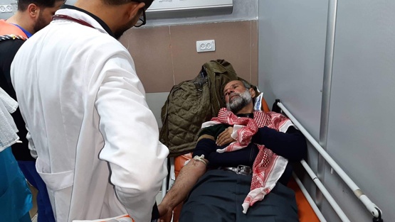 نقل 10 من المحررين المضربين برام الله للمشفى