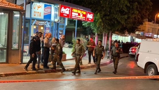 قتيلان بإطلاق نار في الطيرة داخل أراضي عام 48