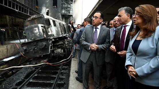 وزير النقل المصري يستقيل والسيسي يتوعد المقصرين