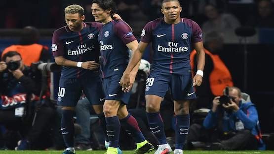 سان جيرمان يفتقد لخدمات مهاجمه أمام مانشستر يونايتد