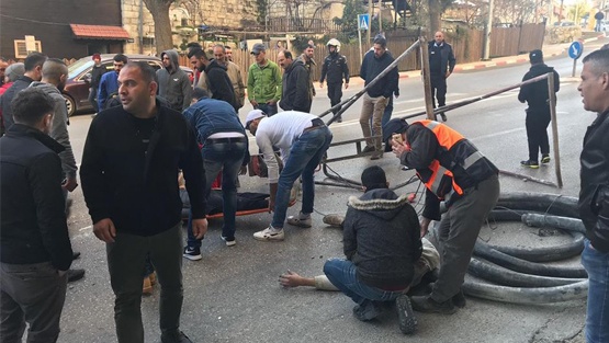 ماذا قررت وزارة العمل عقب حادثة الرافعة برام الله؟