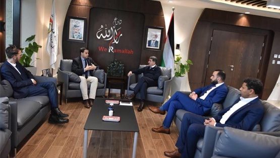 اتحاد الهيئات المحلية يجتمع بالسفير الهنغاري