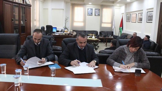 اتفاقية لتصدير منتجات الأحذية والجلود من الخليل إلى إيطاليا