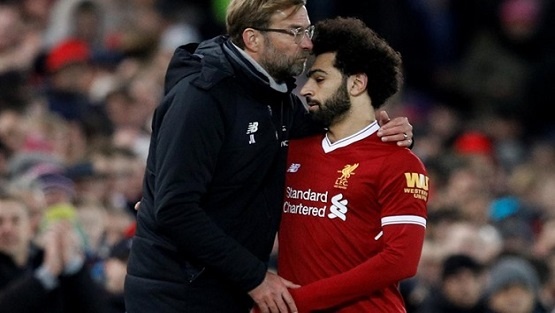 كلوب يطالب صلاح بالتعلم من تجربة زميله