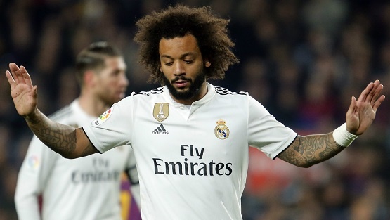 لاعب ريـال مدريد يعتبر مارسيلو تهديداً لمركزه بالفريق
