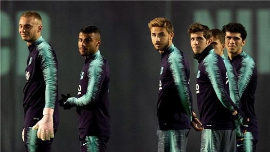 برشلونة يفسخ عقد لاعبه بالتراضي