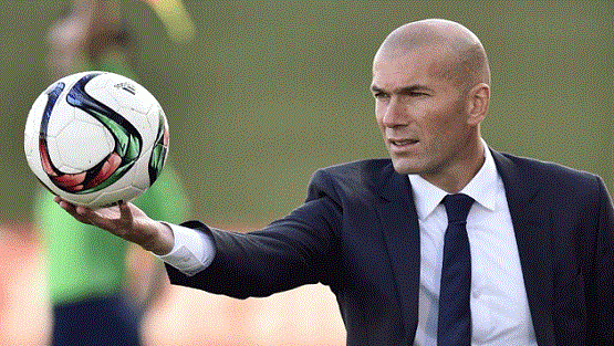 بعد الأزمة.. ريـال مدريد يتواصل مع زيدان