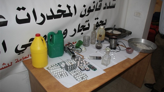 طولكرم: ضبط مختبر لتحضير مادة مخدرة خطيرة
