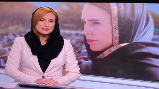 مذيعات نيوزيلندا يرتدين الحجاب على الهواء