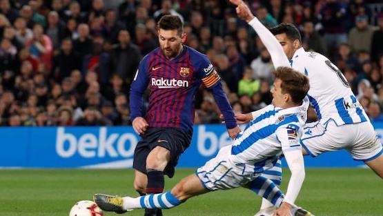 برشلونة يواصل سيره نحو اللقب بانتصار صعب على سوسيداد