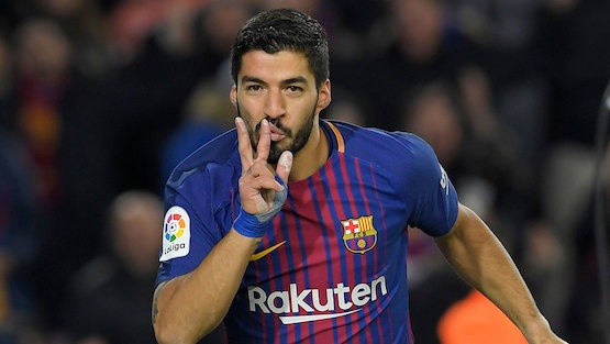 سواريز  يخطر برشلونة باستعداده لتجديد عقده