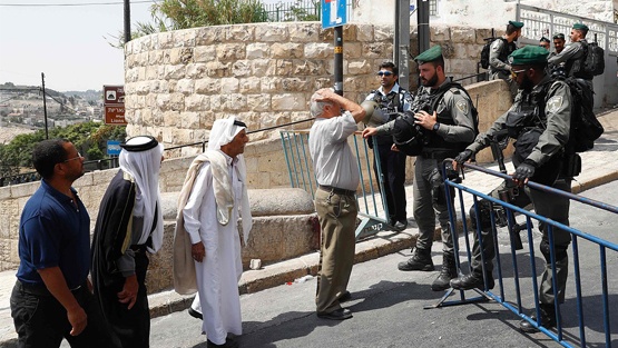 اجراءات الاحتلال على الحواجز ودخول القدس خلال رمضان