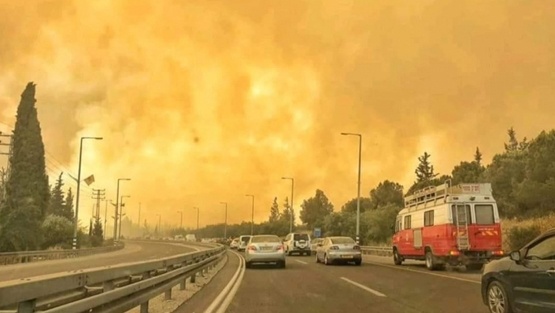 نتنياهو يطلب مساعدة دولية لاخماد الحرائق