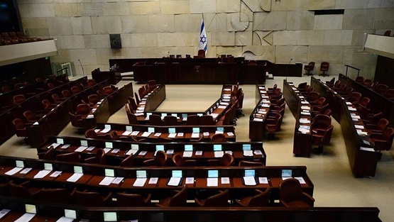 بالقراءة الأولى.. الكنيست تصادق على حل نفسها
