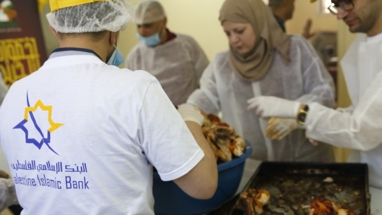 الإسلامي الفلسطيني يتطوع في تكية نابلس